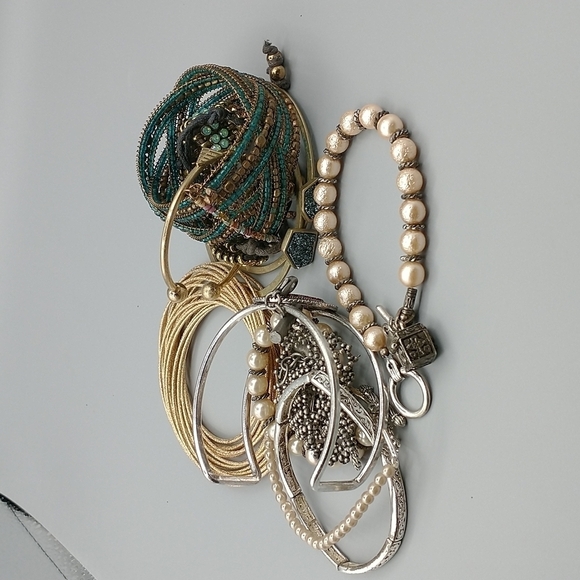 Cuff Bracelets with druzy bangles, pearl bracelets and more - Picture 16 of 16